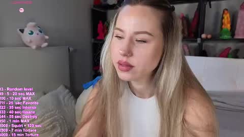 Haylee online show from 22, 4, 2026