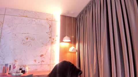 haylenpark online show from 24, 11, 2025