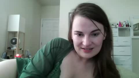 Snapshot of hazel_blue chatting on 1, 7, 2026 Hazel Blues online show from 1, 7, 2026