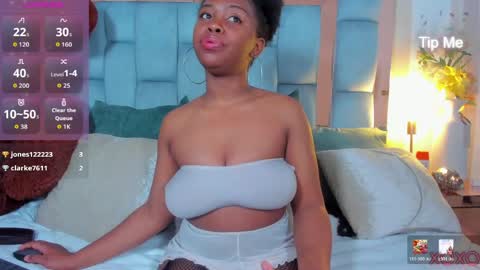 hazel_lanee online show from 15, 5, 2026