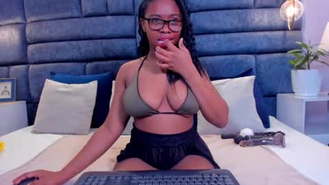 hazel_lanee online show from 6, 7, 2026