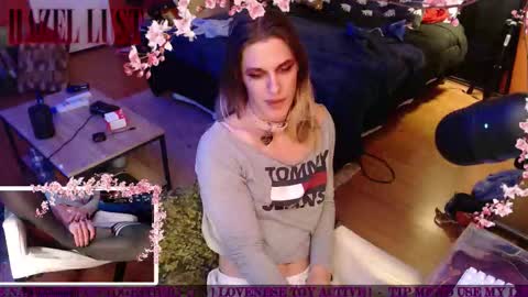Snapshot of hazel_lust chatting on 28, 3, 2026 Hazel Lust online show from 28, 3, 2026