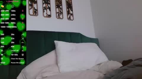 Hazel online show from 16, 2, 2025