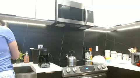 Hazel online show from 20, 2, 2026