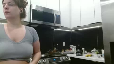 Hazel online show from 21, 4, 2026