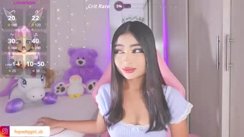 Snapshot of hazelbabee_ chatting on 16, 9, 2025 Lynn online show from 16, 9, 2025