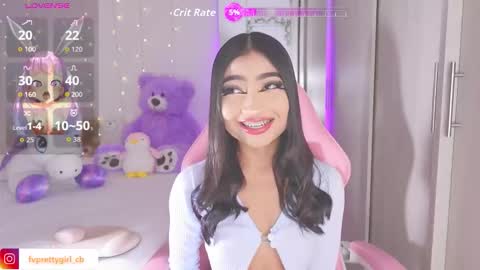 Snapshot of hazelbabee_ chatting on 21, 9, 2025 Lynn online show from 21, 9, 2025