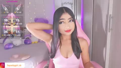 Snapshot of hazelbabee_ chatting on 14, 10, 2025 Lynn online show from 14, 10, 2025