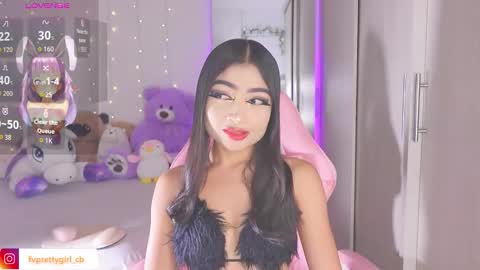 Snapshot of hazelbabee_ chatting on 22, 10, 2025 Lynn online show from 22, 10, 2025