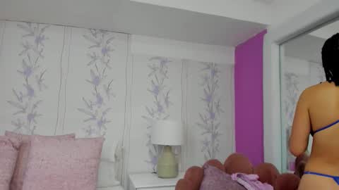 HazelMoret online show from 12, 9, 2025