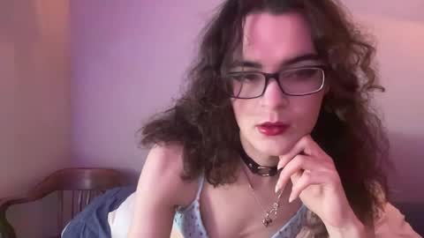 Hazel online show from 21, 4, 2026