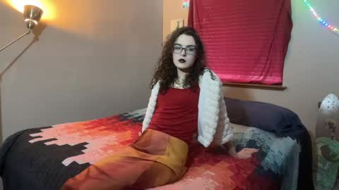 Hazel online show from 21, 5, 2026