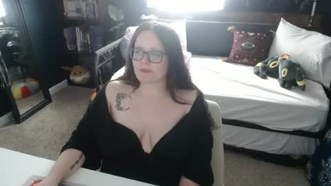 HazeyViolet333 online show from 16, 6, 2026