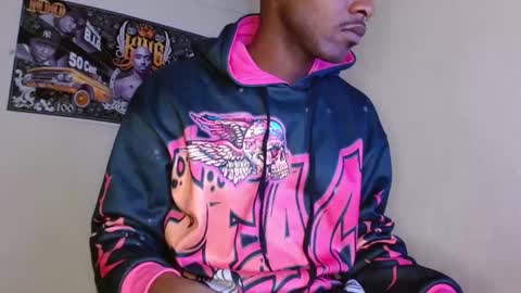 hazlan_420 online show from 17, 9, 2025