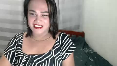 Snapshot of heart4you898279 chatting on 27, 6, 2026 Heart online show from 27, 6, 2026