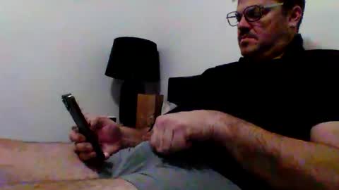 Snapshot of heartofadog604 chatting on 26, 11, 2025 MT online show from 26, 11, 2025