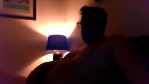 Snapshot of heartofadog604 chatting on 29, 11, 2025 MT online show from 29, 11, 2025