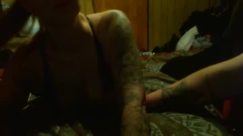 AshleyJ0110 online show from 25, 10, 2025