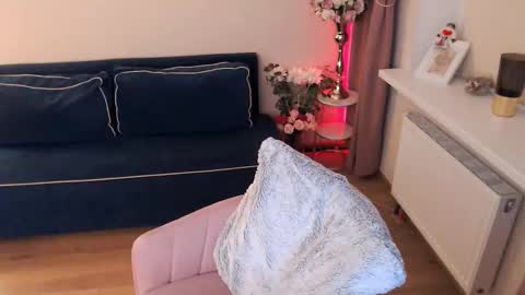 Heaven girl online show from 3, 10, 2025