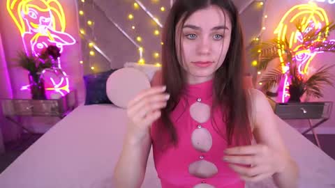 heavenelle online show from 17, 4, 2026