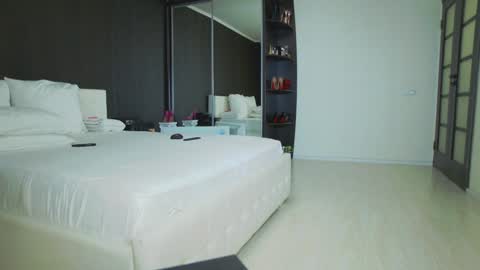 Helen online show from 24, 1, 2025