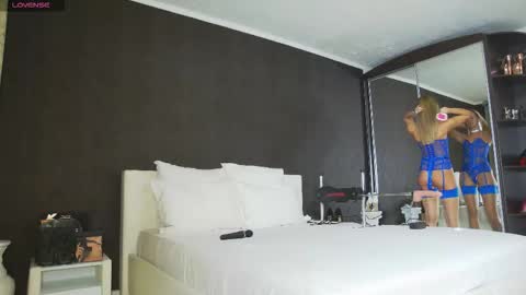 Helen online show from 7, 11, 2025