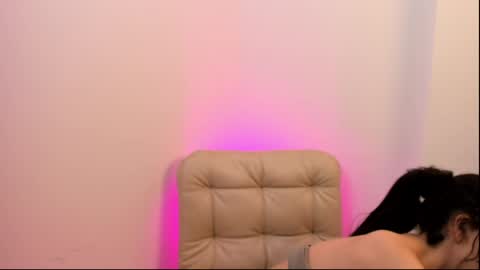 Snapshot of heidipalmer chatting on 4, 6, 2026 Heidi Palmer online show from 4, 6, 2026