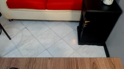 heidy_bowie online show from 11, 4, 2026