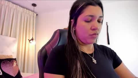              online show from 23, 11, 2025