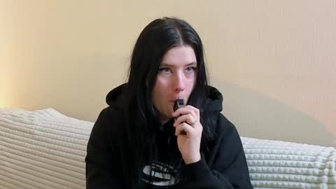 Snapshot of heikedowtin chatting on 6, 4, 2026 Sabrina good girl online show from 6, 4, 2026