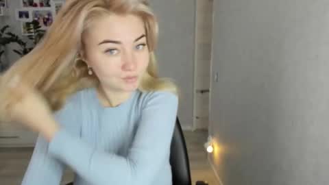 Helen sven online show from 3, 12, 2025