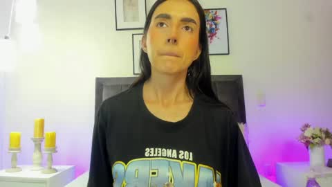 Helen  online show from 16, 4, 2026