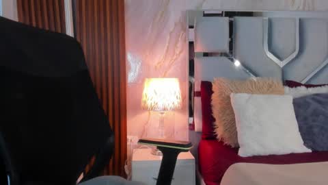 Snapshot of helena_santos01 chatting on 10, 6, 2026 Helena Santos online show from 10, 6, 2026