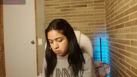 Snapshot of helenacyruss666 chatting on 3, 2, 2026 Only 18 cyrus online show from 3, 2, 2026