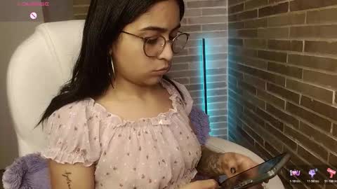 Snapshot of helenacyruss666 chatting on 12, 2, 2026 Only 18 cyrus online show from 12, 2, 2026