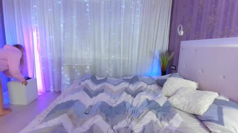 Snapshot of helensunshine chatting on 4, 2, 2025 Helen online show from 4, 2, 2025