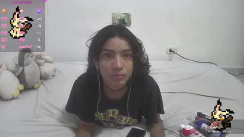 Helia Transfem and Amy online show from 24, 1, 2025