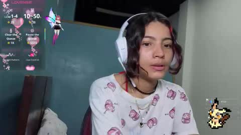 Helia Transfem and Amy online show from 23, 10, 2025