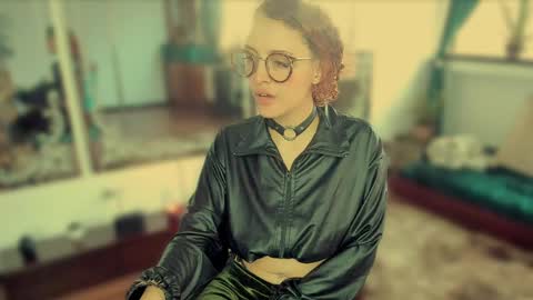 Heliconia online show from 19, 4, 2026