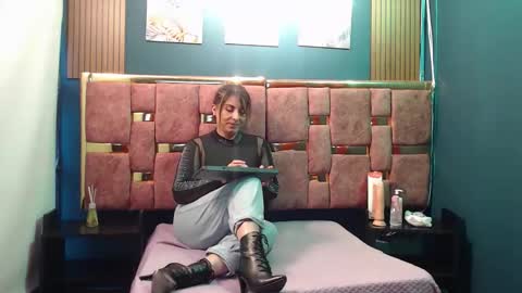 Hellen.  online show from 2, 4, 2026
