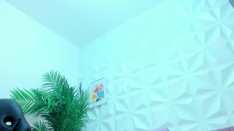 hellen     online show from 28, 1, 2025