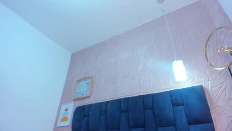 hellen     online show from 11, 2, 2025