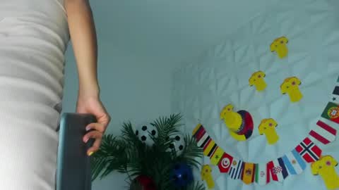 Snapshot of hellen_sky_ chatting on 24, 6, 2026 hellen online show from 24, 6, 2026
