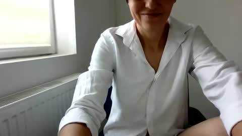 Hellen online show from 6, 11, 2025