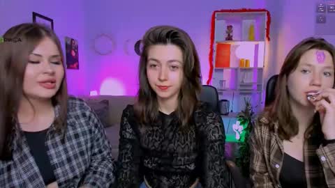 Helli online show from 28, 3, 2026