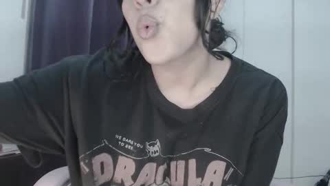 Snapshot of hello_demonkitty chatting on 7, 3, 2025 SIMONA online show from 7, 3, 2025