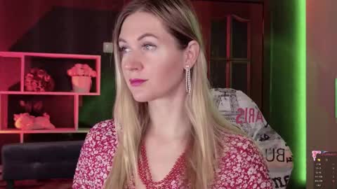 Alisia  Monday to Friday from 10 am to 4 pm GMT 2 online show from 22, 10, 2025