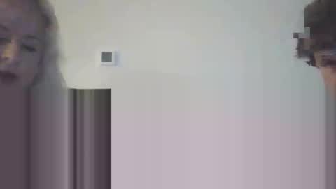 Hunnys Hive online show from 13, 11, 2025