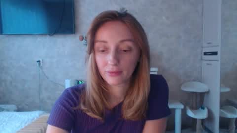 Snapshot of hellokittykaty chatting on 12, 2, 2026 Victory online show from 12, 2, 2026