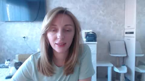 Snapshot of hellokittykaty chatting on 25, 2, 2026 Victory online show from 25, 2, 2026